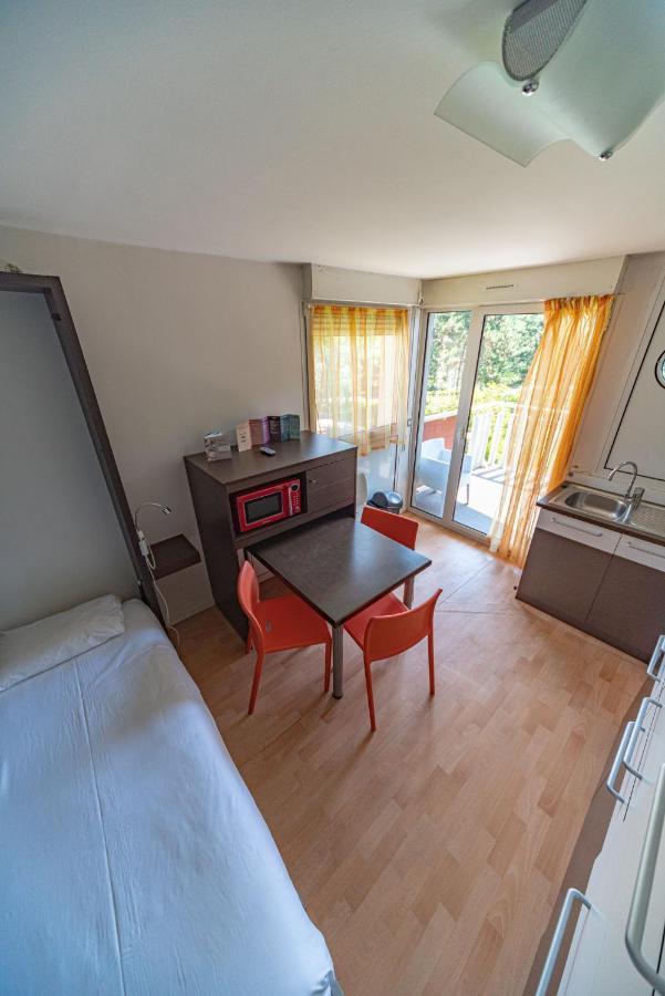Radiana Aparthotel La Lechere